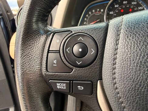 Used 2013 Toyota RAV4 Limited AWD/4WD image 17