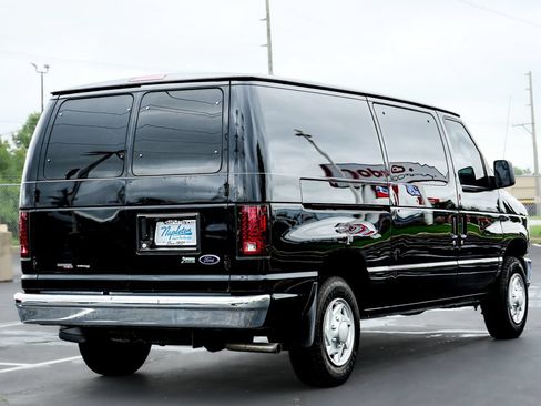 Used 2014 Ford E-150 and Econoline 150 w/ Power Group RWD image 6