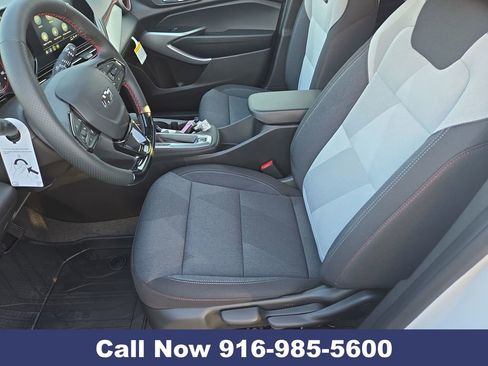 New 2026 Chevrolet Trax RS w/ Sunroof Package image 14