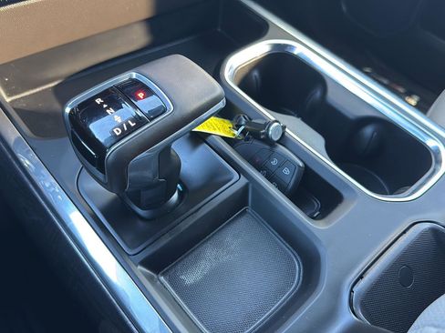 Used 2026 Chevrolet Silverado 1500 LTZ image 17