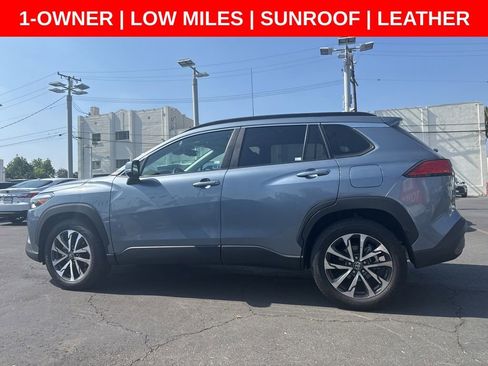 Used 2024 Toyota Corolla Cross XLE w/ Convenience Package AWD/4WD image 10