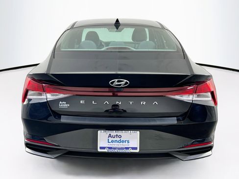Used 2023 Hyundai Elantra SEL image 6