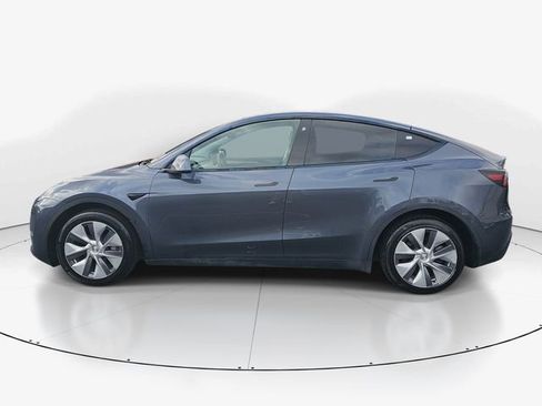 Used 2023 Tesla Model Y Long Range image 6