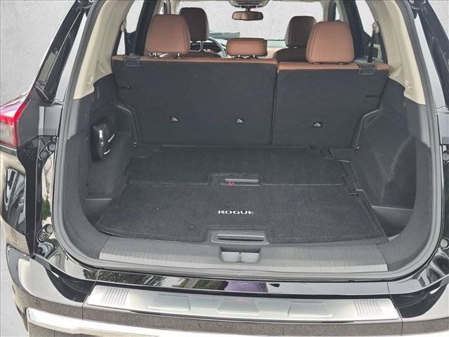 Used 2026 Nissan Rogue Platinum w/ Platinum Premium Package AWD/4WD image 6