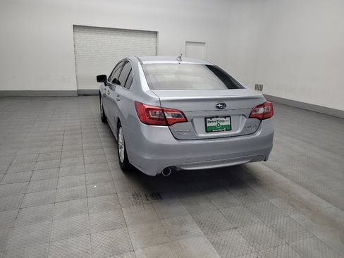 Used 2017 Subaru Legacy 2.5i Premium image 5