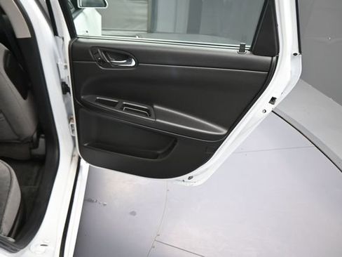 Used 2012 Chevrolet Impala LT image 65