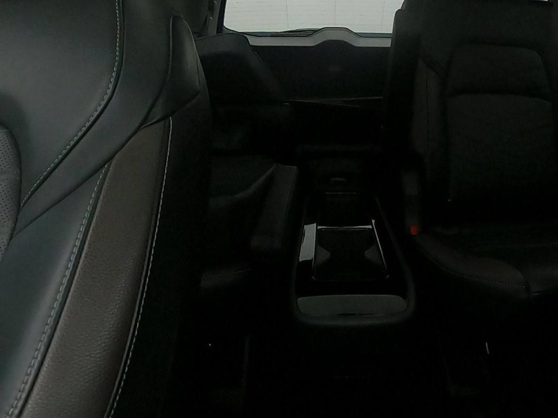 Used 2022 Nissan Pathfinder Platinum AWD/4WD image 26