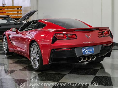 Used 2015 Chevrolet Corvette Stingray Coupe RWD image 10