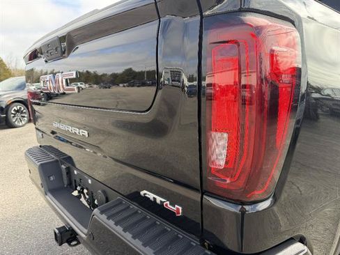Used 2021 GMC Sierra 1500 AT4 w/ AT4 Premium Package AWD/4WD image 29