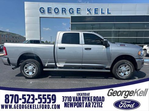 Used 2024 RAM 2500 Tradesman AWD/4WD image 1