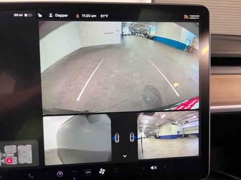 Used 2021 Tesla Model Y Long Range image 27