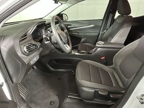 Used 2023 Chevrolet Bolt EUV LT w/ Redline Edition FWD image 12