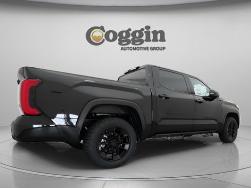 New 2026 Toyota Tundra SR5 AWD/4WD image 24