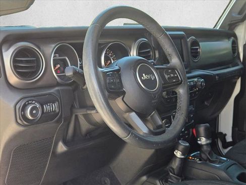 Used 2020 Jeep Wrangler Unlimited Sport S image 10