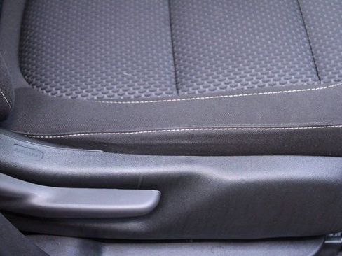 Used 2023 GMC Acadia SLE w/ LPO, Floor Liner Package AWD/4WD image 11