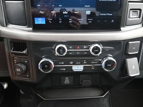 Certified 2025 Ford F150 XLT w/ Equipment Group 301A Standard AWD/4WD image 18
