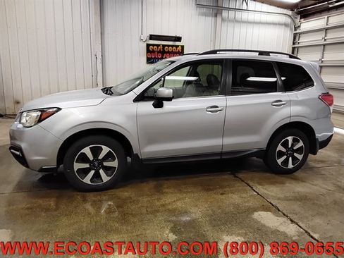 Used 2017 Subaru Forester 2.5i Limited w/ Protection Package #2 AWD/4WD image 5