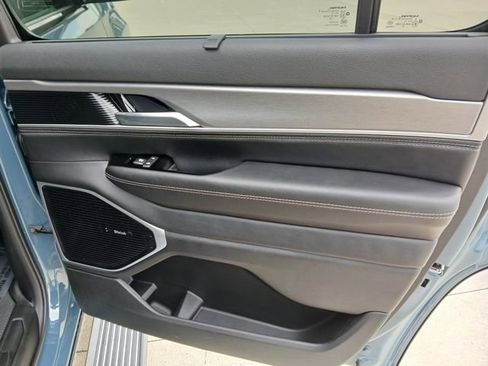 New 2026 Jeep Grand Wagoneer Limited AWD/4WD image 26