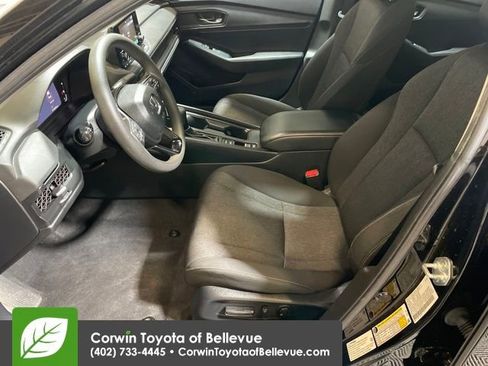 Used 2024 Honda Accord EX image 9