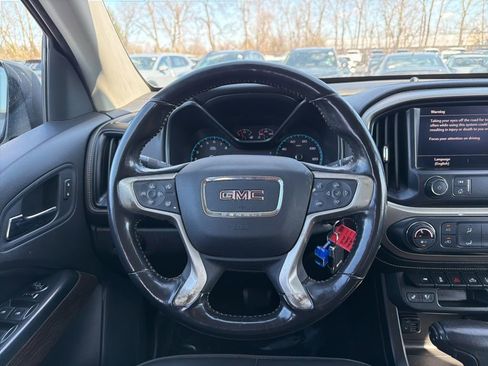 Used 2019 GMC Canyon Denali image 12