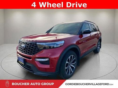 Certified 2022 Ford Explorer ST-Line w/ Class IV Trailer Tow Package image 3