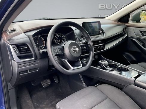 Used 2023 Nissan Rogue S FWD image 13