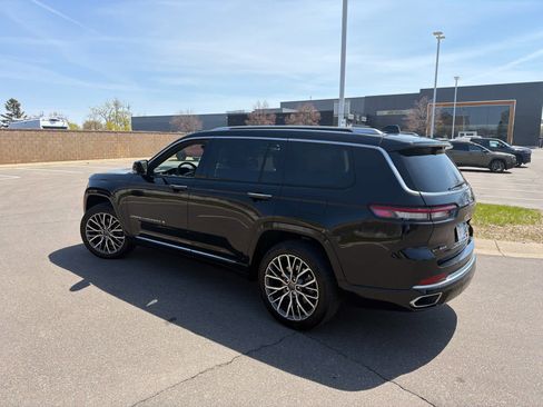 Used 2022 Jeep Grand Cherokee L Summit AWD/4WD image 6