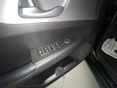 Used 2023 Kia Forte LXS FWD image 13