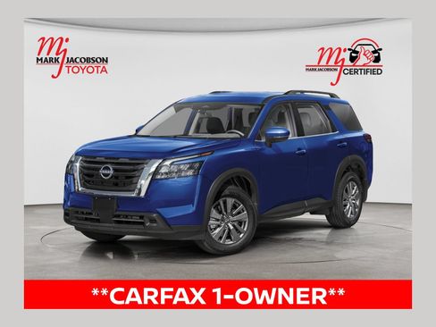 Used 2025 Nissan Pathfinder SV FWD image 1