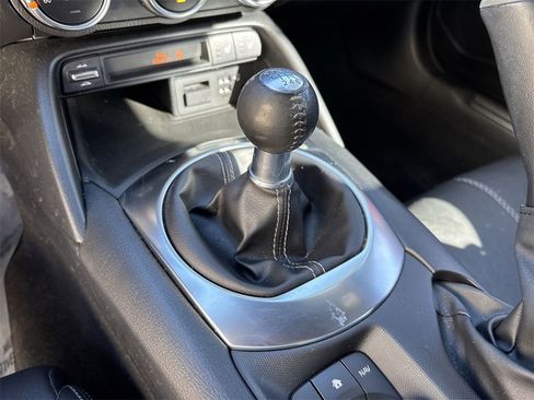 Used 2022 MAZDA MX-5 Miata RF Grand Touring image 53