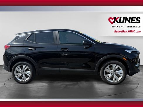 Used 2025 Buick Encore GX Preferred AWD/4WD image 12