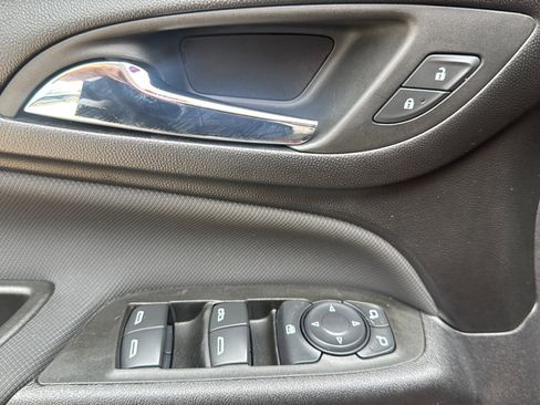 Used 2024 Chevrolet Equinox RS AWD/4WD image 16