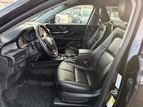 Used 2022 Lincoln Corsair FWD image 12