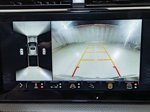 Used 2025 GMC Sierra 3500 Denali w/ Denali Reserve Package image 22