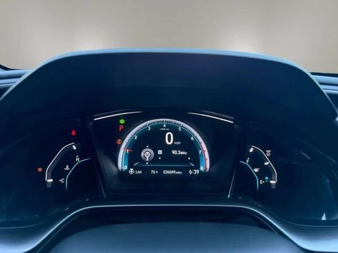 Used 2018 Honda Civic EX image 12