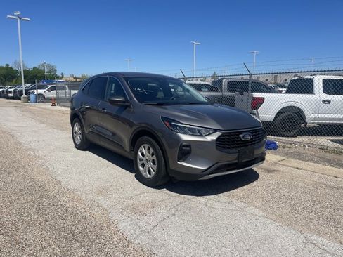 Certified 2024 Ford Escape Active image 2