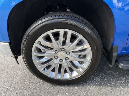 Used 2025 Chevrolet Silverado 1500 LT w/ Leather Package image 11