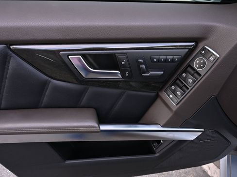 Used 2013 Mercedes-Benz GLK 350 2WD image 20