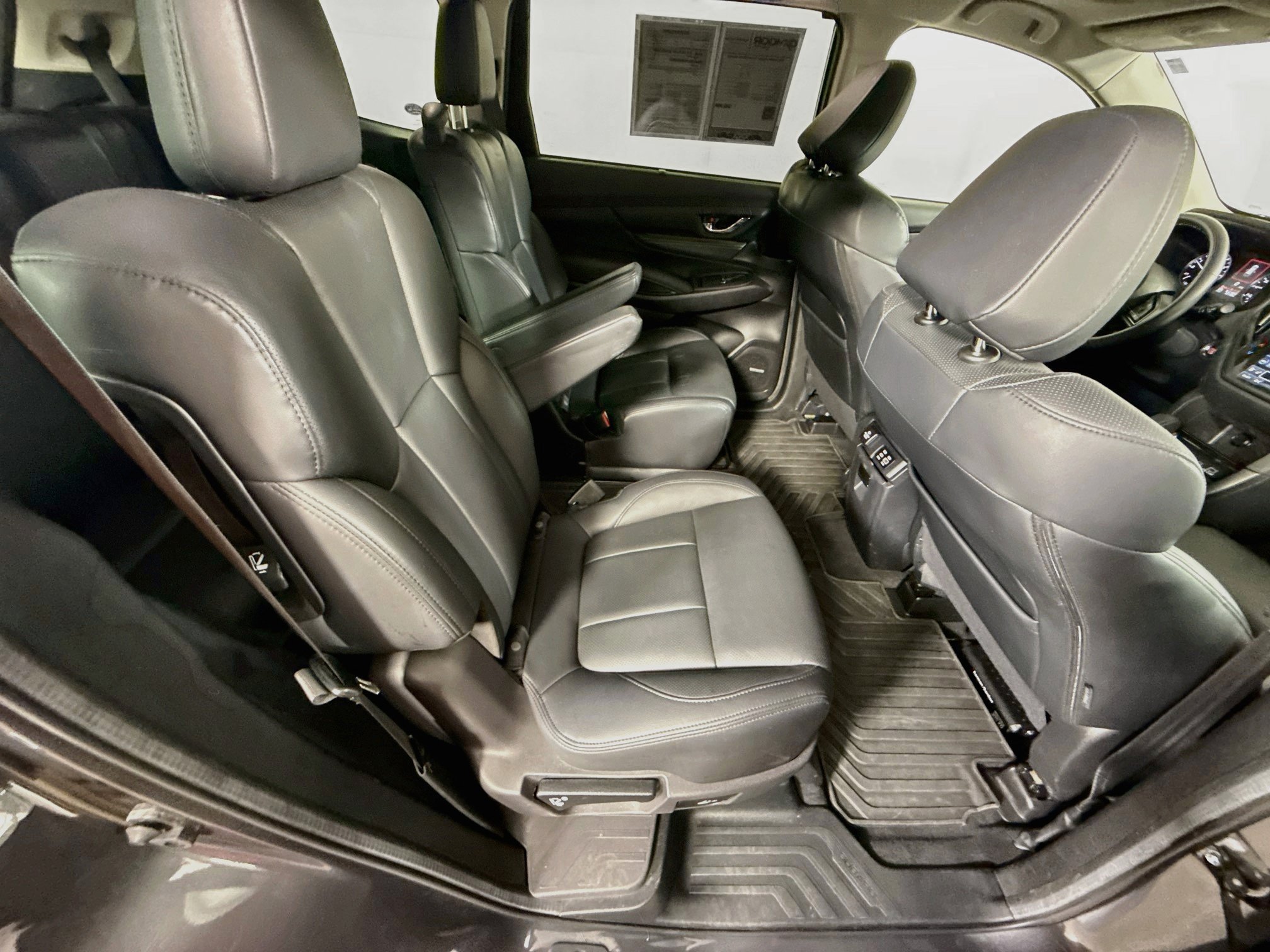 Used 2025 Subaru Ascent Bronze Edition AWD/4WD image 27