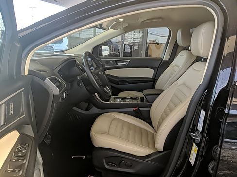 Used 2023 Ford Edge SEL w/ Convenience Package image 12