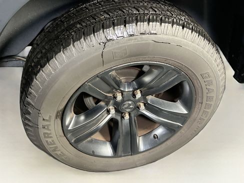 Used 2021 RAM 1500 Classic Warlock w/ Electronics Group image 28