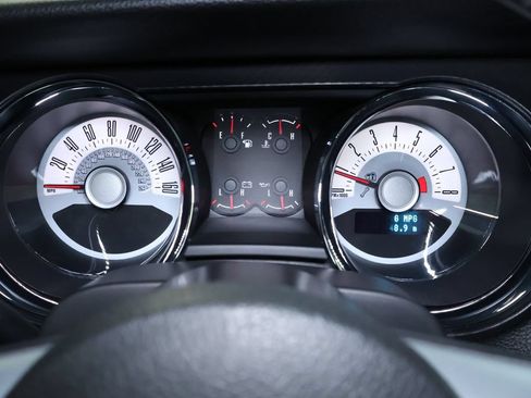 Used 2011 Ford Mustang GT Premium w/ 402A Rapid Spec Order Code RWD image 20