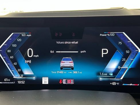 Used 2025 BMW X7 xDrive40i w/ M Sport Package AWD/4WD image 31