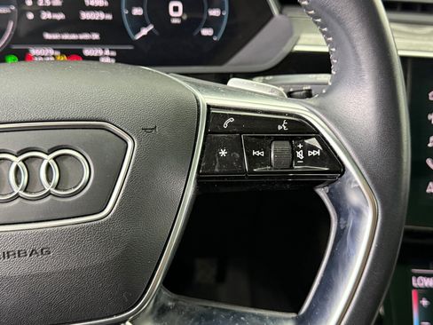 Used 2021 Audi e-tron Premium w/ Convenience Plus Package image 29