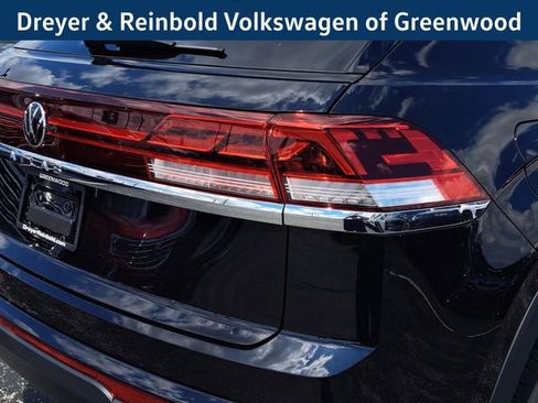 New 2025 Volkswagen Atlas Cross Sport SE image 5