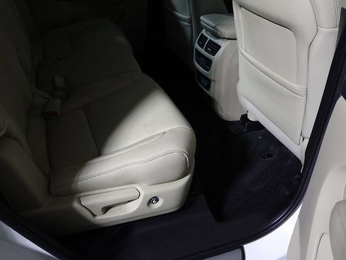 Certified 2018 Acura MDX SH-AWD w/ Technology Package image 32