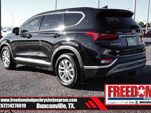 Used 2020 Hyundai Santa Fe SEL image 3