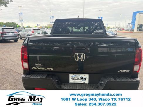 Used 2023 Honda Ridgeline Black Edition image 4