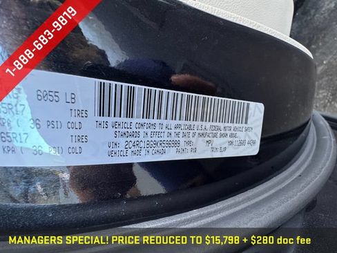 Used 2019 Chrysler Pacifica Touring-L FWD image 29