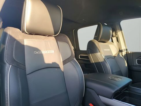 Used 2024 RAM 2500 Laramie w/ Night Edition image 16